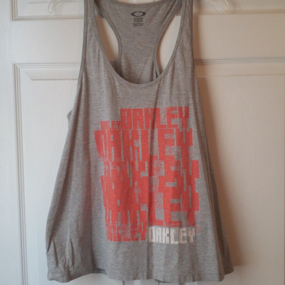 Oakley tank top